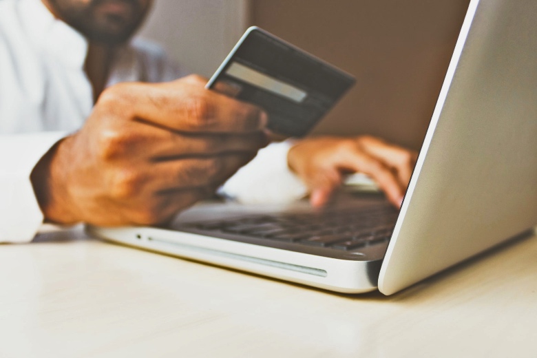 perché comprare semi di cannabis online