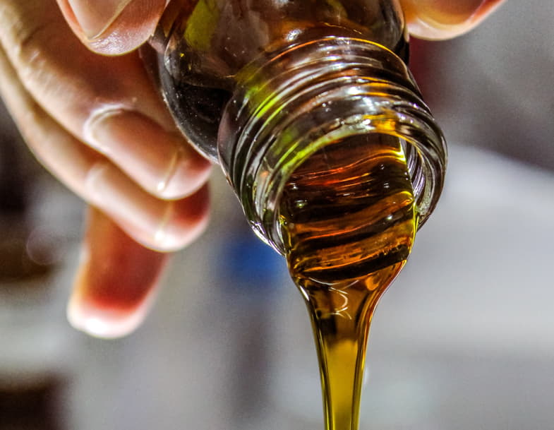 L'olio di canapa un ottimo e sano sostituto dell'olio di oliva